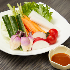 キャベツとスティック野菜の盛り合わせ