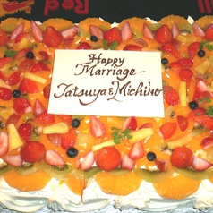 結婚式2次会　ウェディングケーキ
