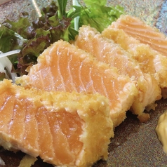 サーモンレアカツ～タルタル添え～