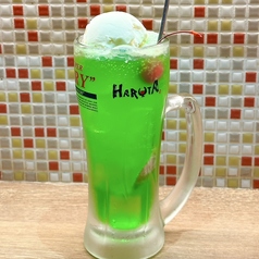 爽やかシュワっと★定番のメロンクリームソーダ