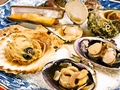 料理メニュー写真 おまかせ貝焼きセット6種