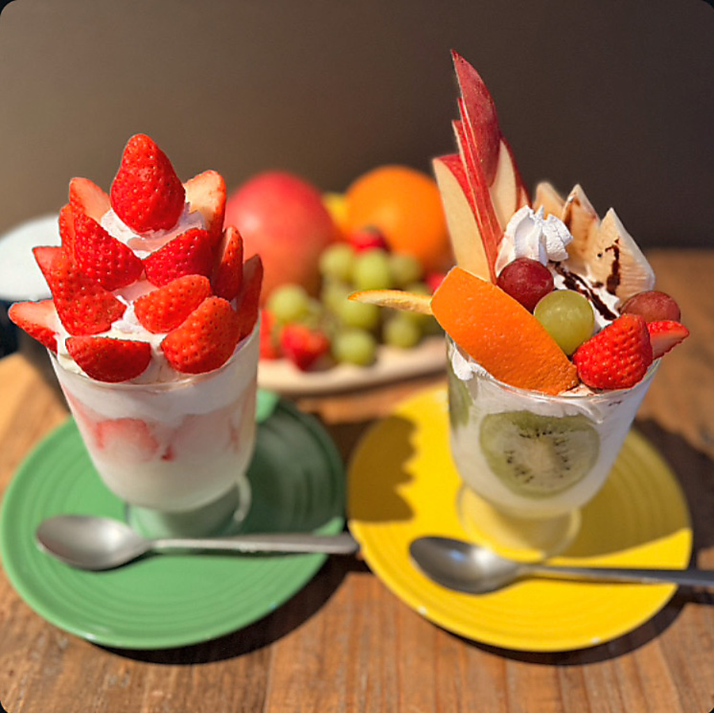季節のパフェ＆フルーツパフェ