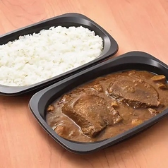 【中辛】ちょっと贅沢な牛たんカレー弁当