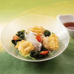 【徳島】　鱧天ぷらと新玉ねぎのサラダ