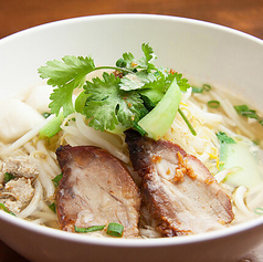 クイッティオ・ナーム　あっさり辛くないタイ屋台ラーメン