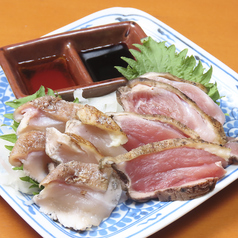 自慢の逸品！鹿児島県産知覧鶏を黒焼きやタタキで。の写真