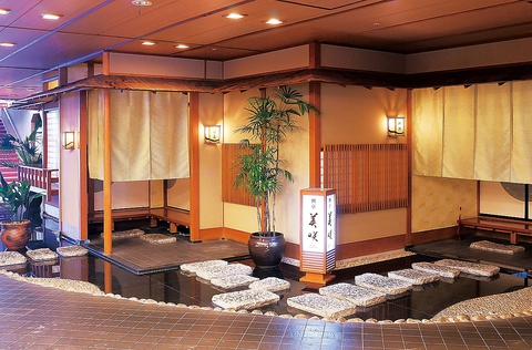 駿河湾の恵みを中心にした日本料理を手軽に楽しめるお店。各種お祝い～接待まで。