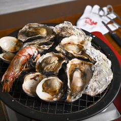 【◆通年楽しめる贅沢◆】産地直送の新鮮牡蠣を思う存分堪能！焼き牡蠣食べ放題BBQスタイルの写真