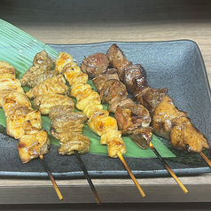 串焼き盛り合わせ(５本)(塩orタレ)