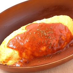 自慢の特製デミソースのオムライス