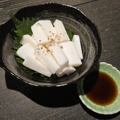 出汁醤油で食べる長芋短冊