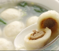 海鮮料理が自慢！魚だんごスープ