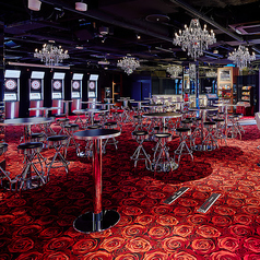 ダイニングダーツバー Bee 秋葉原店の雰囲気1