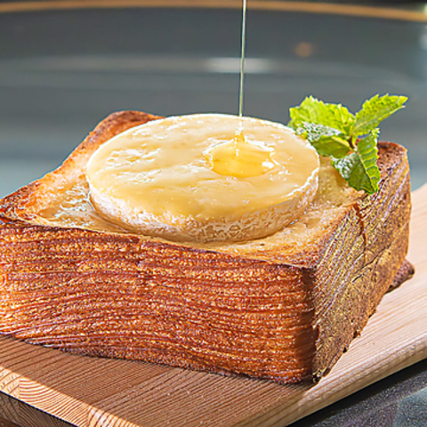 ハニーチーズトーストの写真