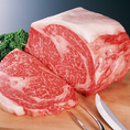 焼肉メニューはもちろん、前菜やサラダ、揚げ物、海鮮、〆、デザートなど豊富なメニューが魅力！メニューを見るたびにワクワクが止まらない♪