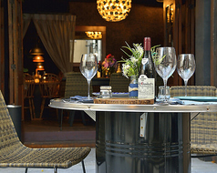 Panel Cafe パネルカフエ 名古屋駅前店の雰囲気2