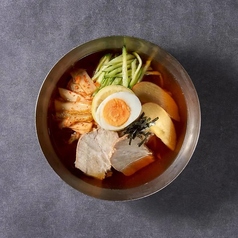 冷麺(白太麺 / 黒細麺) 各 ハーフ