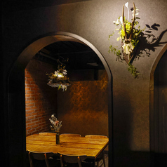 完全個室あり。最大12名様までご利用可能。