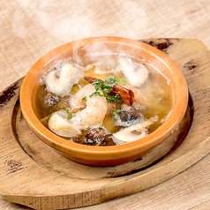 エビときのこのアヒージョ