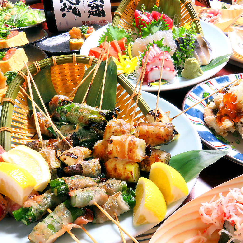 季節の旨いものを使用した、飲み放題付のお得なコースもご用意！詳細はコース欄を御参照下さい♪