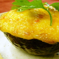 料理メニュー写真 アボカドの海老マヨグラタン