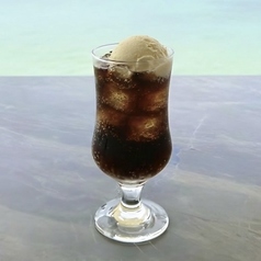 コーラクリームソーダ