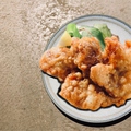 料理メニュー写真 若鶏のカラアゲ香味ソース
