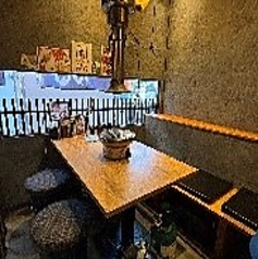 気心知れた友人やご家族でのお食事にも最適なお席。