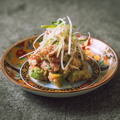 大トロまぐろとアボカドのなめろう