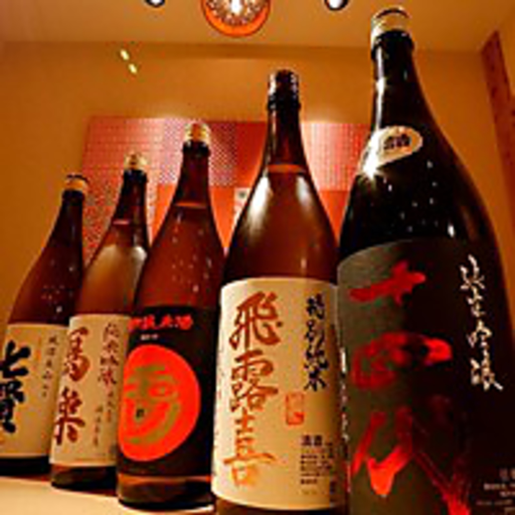 コスパ抜群◎季節のお酒続々入荷中！リーズナブルな価格で全国の日本酒を豊富にご用意しております！