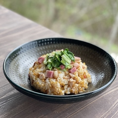 千葉県産ハムとチャーシューの五目炒飯
