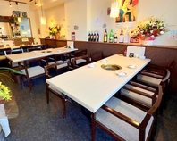 清潔感あふれる店内で、大人数でのご宴会も大歓迎です◎