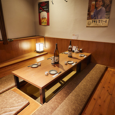 職場飲み、少人数歓送迎会・忘新年会におすすめ!6名前後の集まりにちょうどいい完全個室は落ち着いた空間で料理もお酒も最高に楽しめる!今なら4000円以上のコースを6名以上予約で幹事1名分無料!詳細はクーポン欄をcheck!