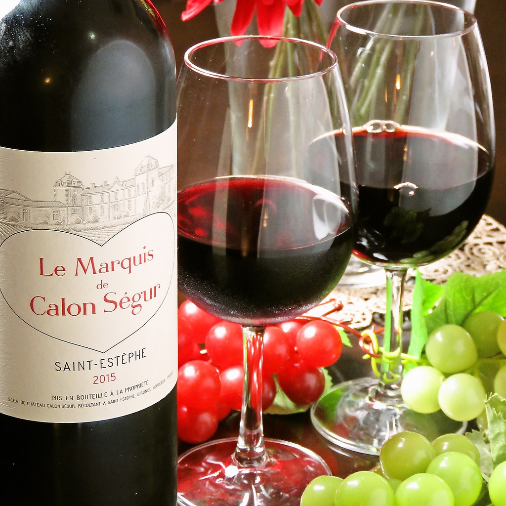 お洒落だけれども肩肘張らずに楽しめるのが万菜!!少しおしゃれしてデートする時は万菜でお食事を♪