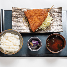 【揚げ物定食】特大アジフライ定食