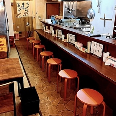 会話も楽しめるカウンター席ご用意！お１人様も大歓迎です♪
