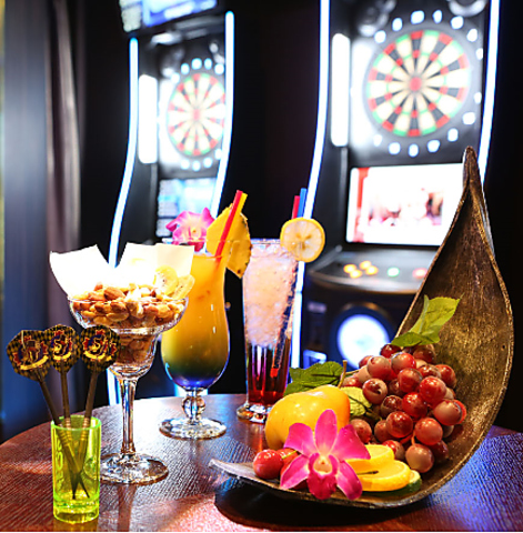 カフェ全日11：00～18：00│ディナー 全日18：00～翌5：00まで営業中♪
