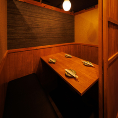 ◆ 大人数 ◆広々とした個室席は、女子会や誕生日、デートはもちろん同窓会や大人数での貸切宴会、パーティーにも最適です。お寛ぎ頂ける店内で特別なお時間をご提供致します◎※応相談