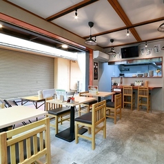 餃子専門店 よつばの特集写真