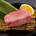料理メニュー写真 極タンステーキ