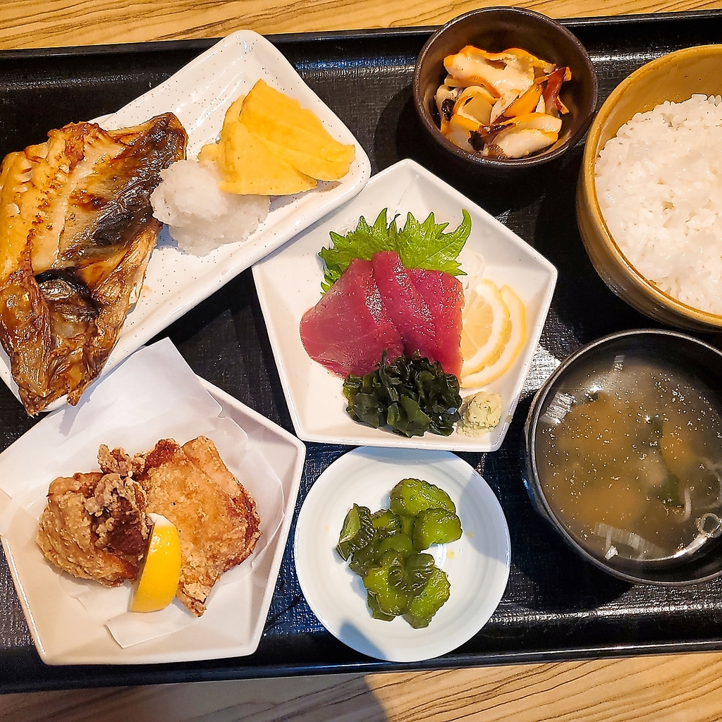 ランチメニューが「２０２３年７月１２日（水）」からスタート！【全８種類】