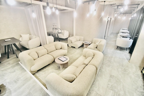 ラグジュアリーな雰囲気で本格シーシャを楽しめる！