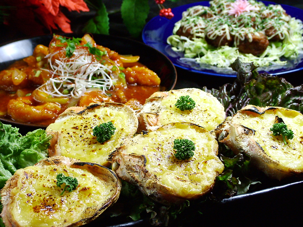 学生さんに嬉しい！ボリューム重視の120分飲み放題付き2980円コース[税込]！