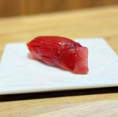 本まぐろ 赤身　1貫