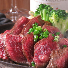 肉焼 ベンジャミン 博多 駅から三百歩横丁店のおすすめテイクアウト3