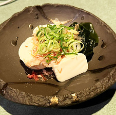 おぼろ豆腐とワカメ