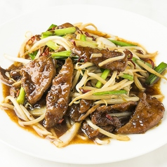 マーボ豆腐グラタン／豚肉と野菜の四川風炒め／ニラレバー炒め