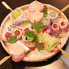 博多もつ鍋と焼き鳥の九州居酒屋 絆串 栄店の特集写真