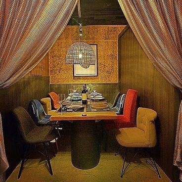 Panel Cafe パネルカフエ 名古屋駅前店の雰囲気1