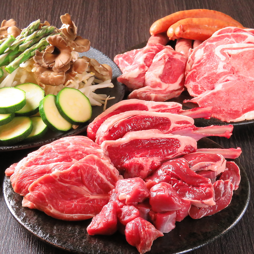 新鮮なラム肉を堪能できるジンギスカン屋さん”だるまおとし”。